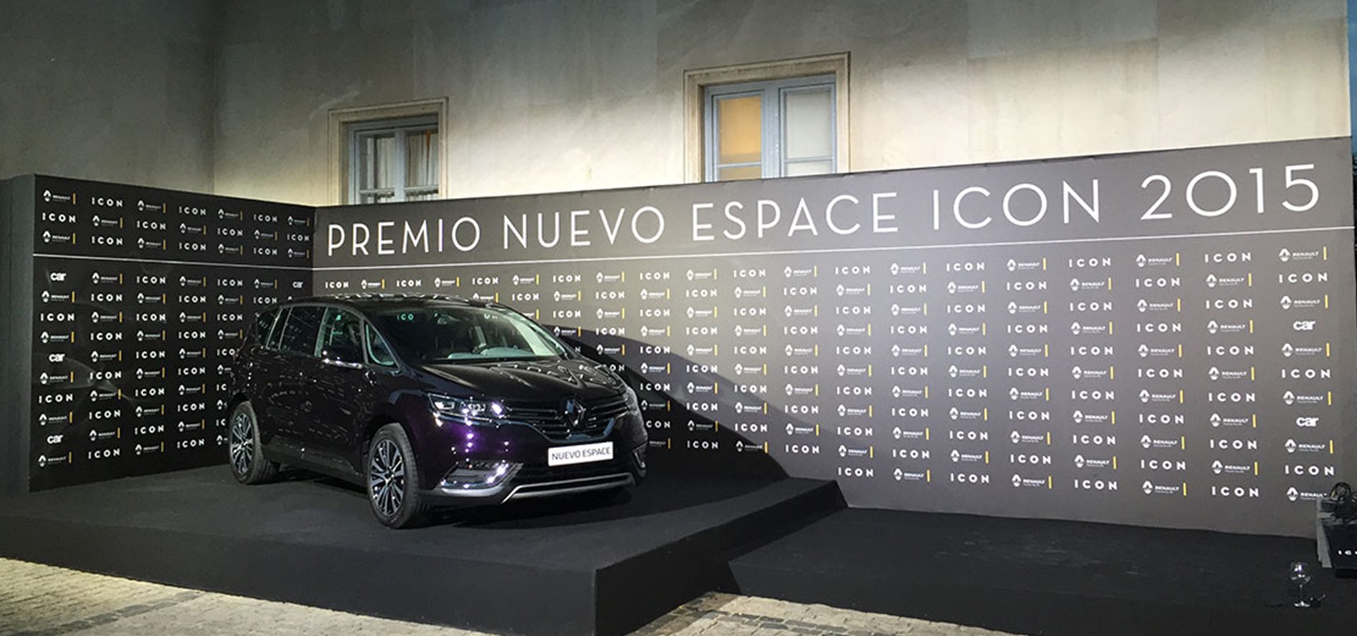 slider Renault Premios ICON